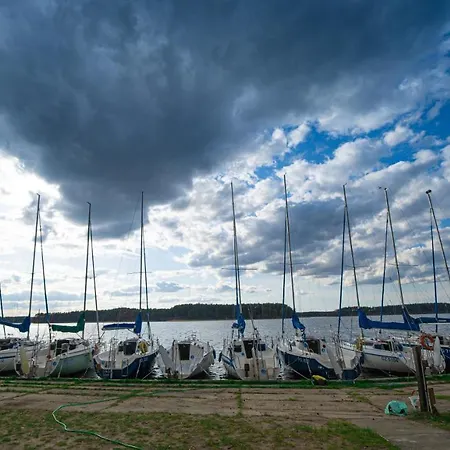 Sloneczny Nr 2 I 15 - Nad Samym Jeziorem W Pierwszej Linii 度假居