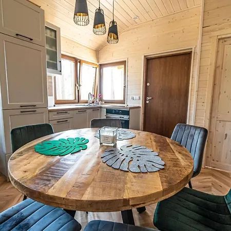 Vakantiehuis Sloneczny Nr 2 I 15 - Nad Samym Jeziorem W Pierwszej Linii Borsk