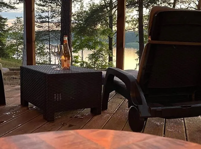 Sloneczny Nr 2 I 15 - Nad Samym Jeziorem W Pierwszej Linii Ferienhaus Borsk