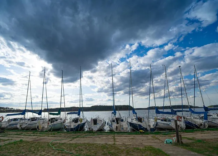 Sloneczny Nr 2 I 15 - Nad Samym Jeziorem W Pierwszej Linii Ferienhaus